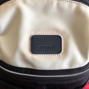 TUMI CROSSOVER BAG